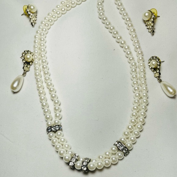 Double String Pearl Necklace and Earrings set - Picture 10 of 15